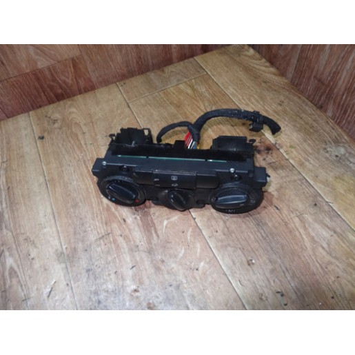 Блок управления печкой Фольксваген Кадди 2.0sdi CF74731008
